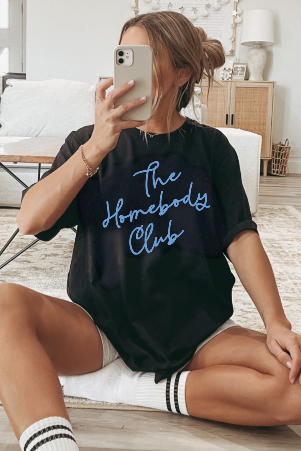 The Homebody Club Graphic Tee 🏡✨ (Comfort Colors)