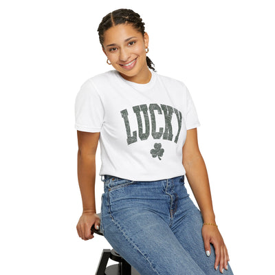 Lucky T-shirt - distressed (Comfort Colors)