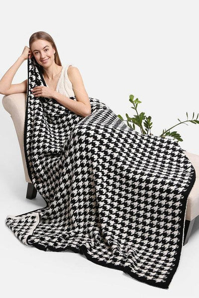 HOUNDSTOOTH THROW BLANKET , Blankets , it’sNOMB. The Label , barefoot, barefoot dreams, black and white houndstooth, black and white throw blanket, blanket, blankets, christmas present, dreams, houndstooth throw blanket, it's nomb, it's nomb the label, ITSNOMB, ITSNOMBTHELABEL, Jessica Graf, Jessica Nickson, pattern, prints, throw, throw blanket, throw blankets, throws , It's NOMB , itsnomb.com