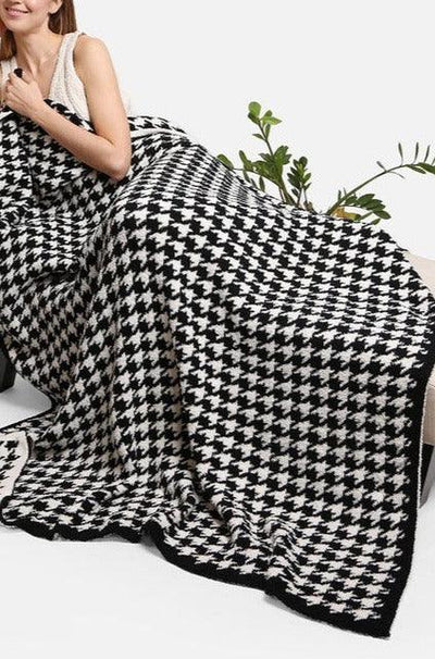 HOUNDSTOOTH THROW BLANKET , Blankets , it’sNOMB. The Label , barefoot, barefoot dreams, black and white houndstooth, black and white throw blanket, blanket, blankets, christmas present, dreams, houndstooth throw blanket, it's nomb, it's nomb the label, ITSNOMB, ITSNOMBTHELABEL, Jessica Graf, Jessica Nickson, pattern, prints, throw, throw blanket, throw blankets, throws , It's NOMB , itsnomb.com